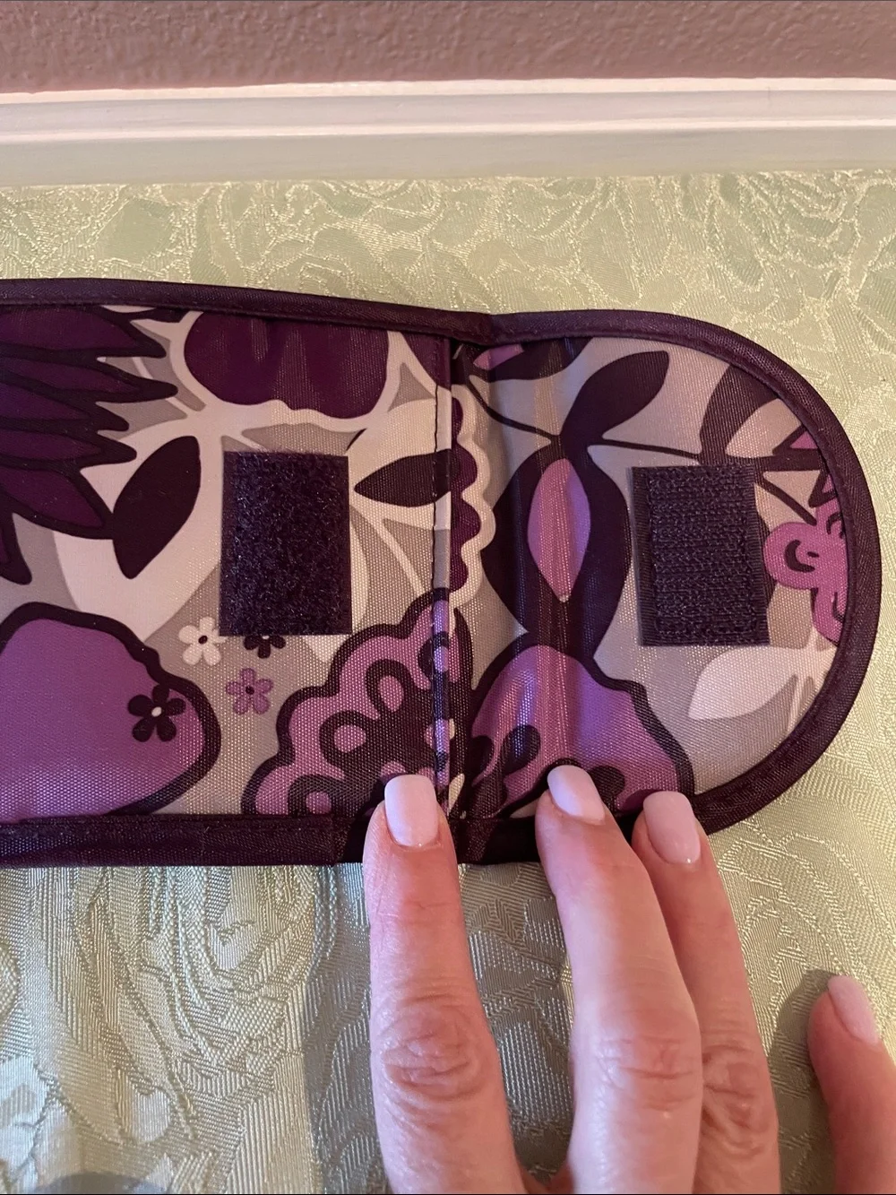 Thirty-One Flat Iron Case in Plum Awesome Blossom